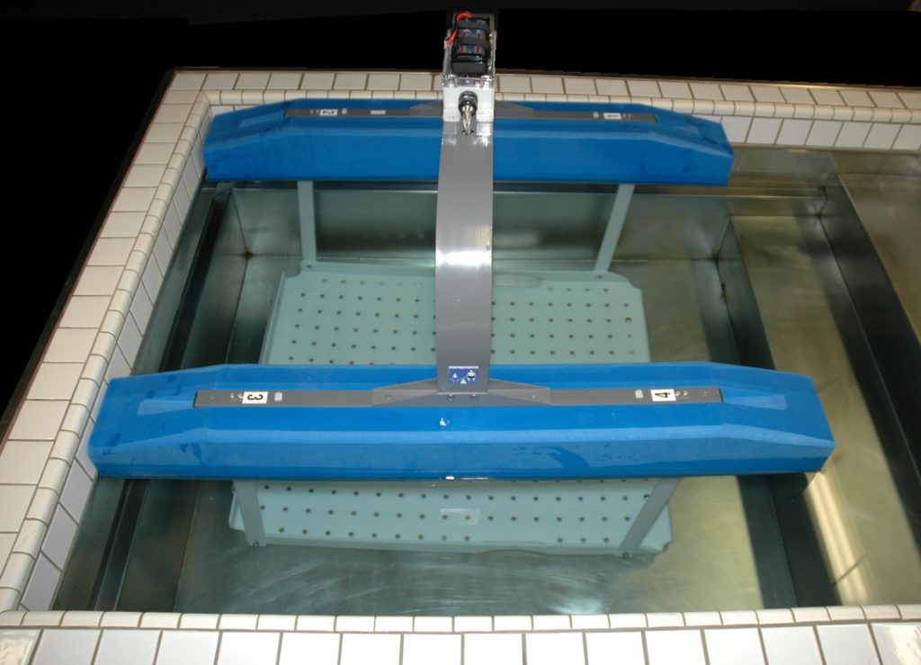 Floataweigh in hydrostatic weighing tank